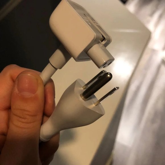 Macbook Power Adapter Extension Wall Cor - Picture 2 of 2